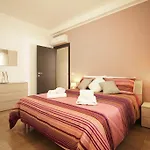Large 3BR Eur Apartment