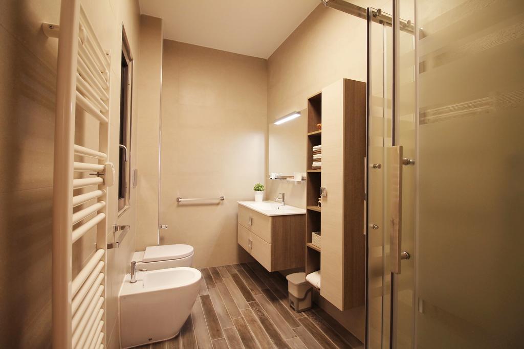 Apartment Eur Bright Spacious Terraced With Private Parking Only For Small Cars Rom