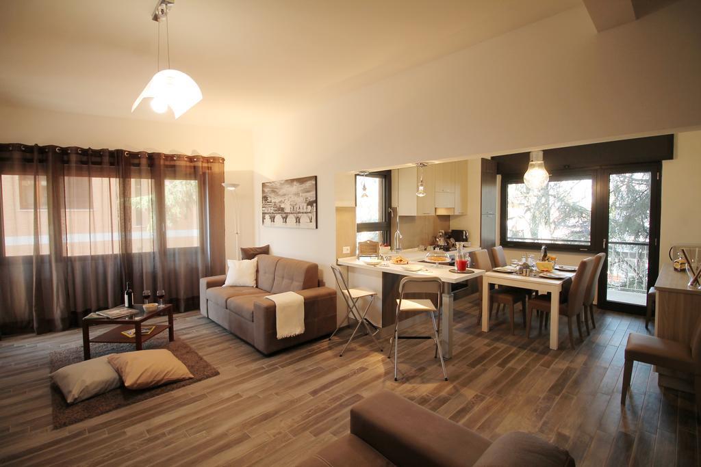 Eur Bright Spacious Terraced *